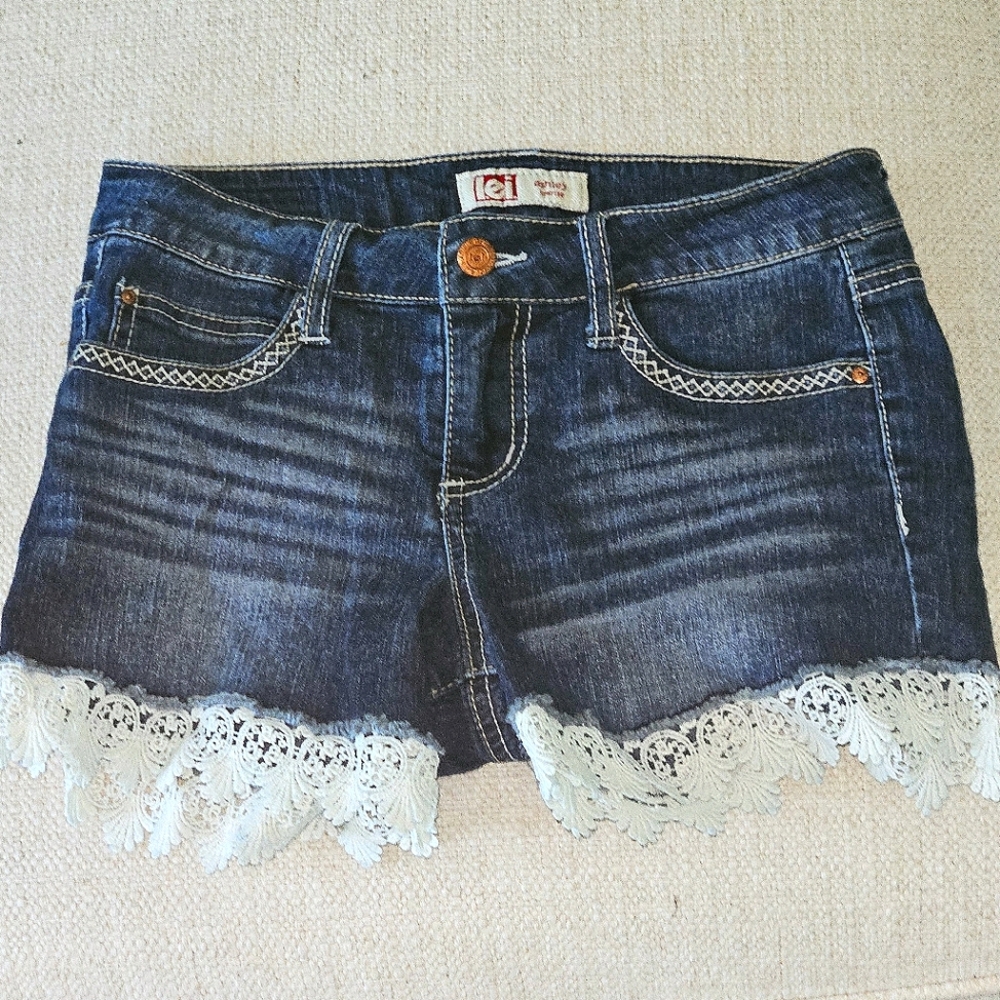 Vintage lei lowrise jean shorts